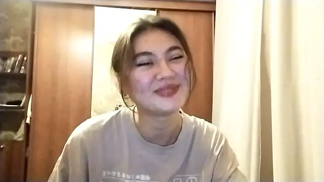 Snapshot of ArianeRandy chatting on 12-16-25, 03:06 ArianeRandy online show from 12-16-25, 03:06