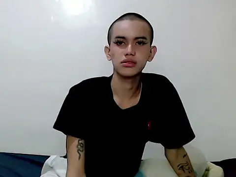 Snapshot of superhotbabe chatting on 11-26-25, 08:04 superhotbabe online show from 11-26-25, 08:04