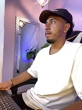 Brand Collins online show from 04-12-26, 01:38