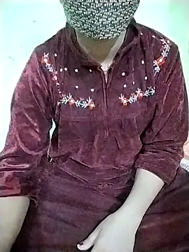 RASHMI SHARMA9 online show from 11-29-25, 05:43