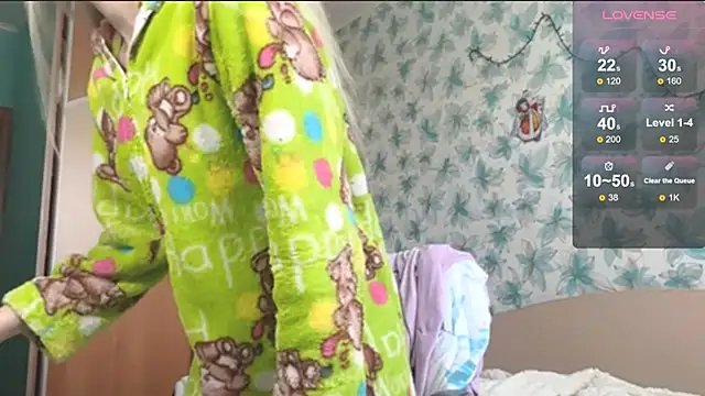 Barbie Blondie online show from 03-21-26, 07:57