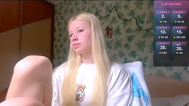 Barbie Blondie online show from 03-30-26, 05:25