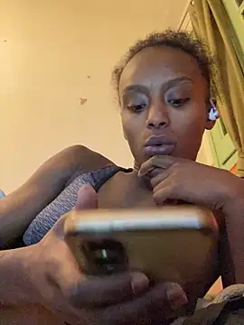    Hannah    online show from 12-01-25, 12:59