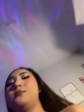 Snapshot of Diannellove chatting on 02-21-26, 07:48 Diannellove online show from 02-21-26, 07:48