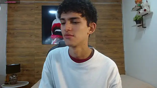 Michaelkoiv online show from 11-26-25, 12:50