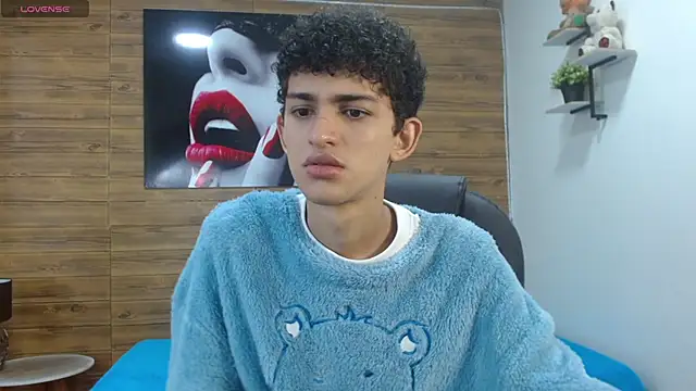 Michaelkoiv online show from 12-15-25, 12:20