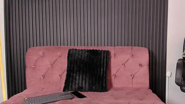 KarolWest  online show from 01-09-26, 12:30