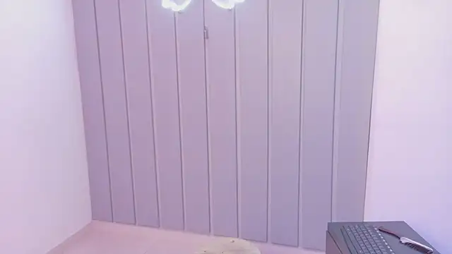 Snapshot of ZafiraLee chatting on 01-12-26, 09:20 ZafiraLee online show from 01-12-26, 09:20