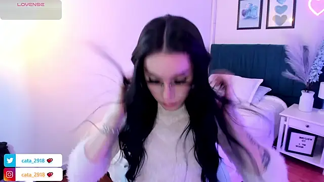 Snapshot of megan_rosse11 chatting on 11-29-25, 04:59 megan rosse11 online show from 11-29-25, 04:59