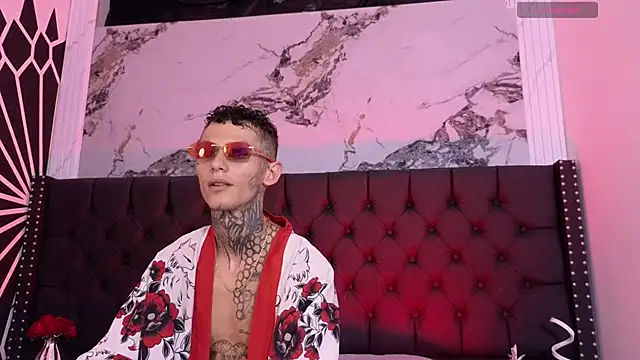 Paulo 527 online show from 04-06-26, 04:46