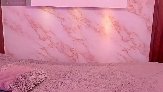 Dakota ferreti  online show from 03-20-26, 06:29