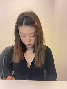 Snapshot of DMG-41 chatting on 04-11-26, 06:40 DMG-41 online show from 04-11-26, 06:40