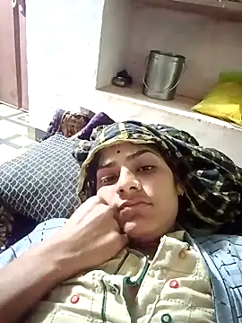 Snapshot of Janki_cute chatting on 02-11-26, 04:23 Janki cute online show from 02-11-26, 04:23