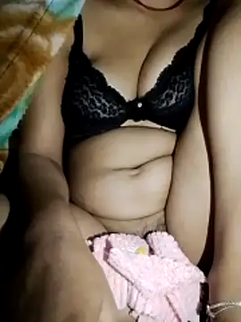 Snapshot of Miss_khusi chatting on 02-02-26, 07:23 Miss khusi online show from 02-02-26, 07:23