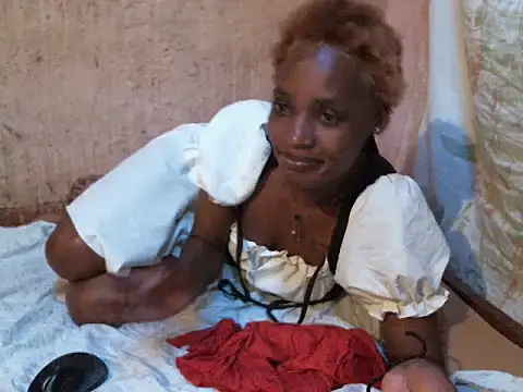 Snapshot of BabyBlush- chatting on 11-28-25, 08:00 BabyBlush- online show from 11-28-25, 08:00