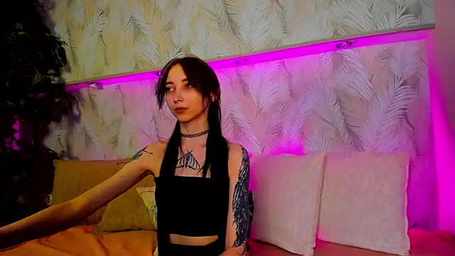 Ellen Hops online show from 03-27-26, 09:21