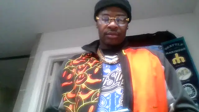 Snapshot of YOUNGmj6023 chatting on 12-03-25, 02:41 YOUNGmj6023 online show from 12-03-25, 02:41