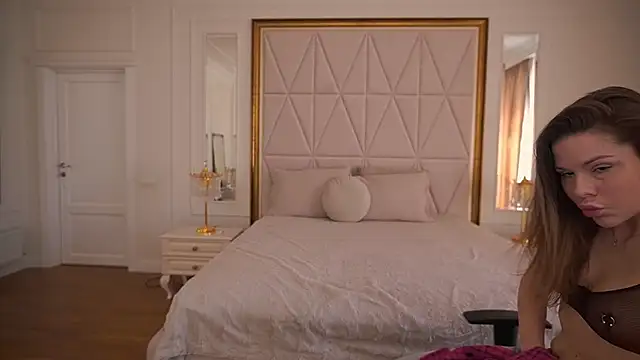 KissableKira online show from 03-13-26, 08:10