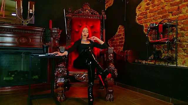 MoniqueResse online show from 03-18-26, 02:09