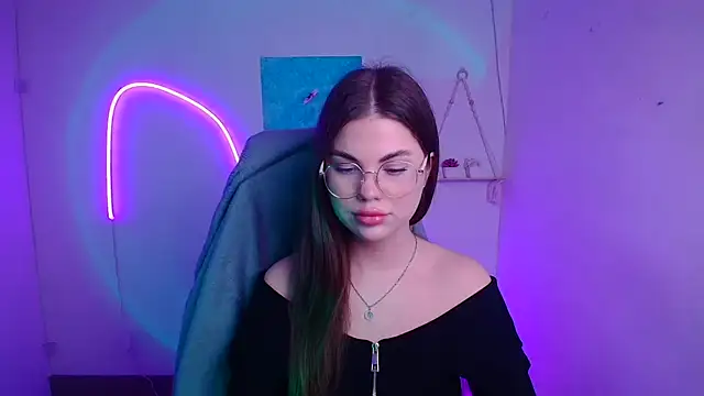 Violetta Brilliant online show from 01-08-26, 12:07