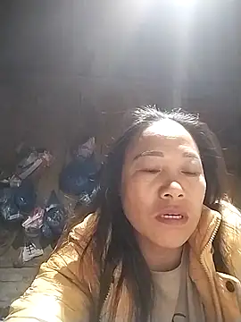 Snapshot of nyny771 chatting on 12-04-25, 11:46 nyny771 online show from 12-04-25, 11:46