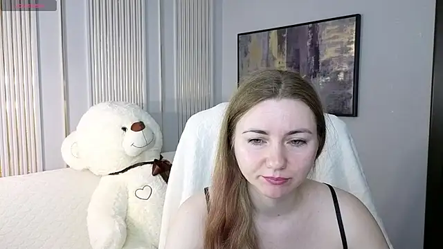 SofiAngela online show from 04-13-26, 01:11