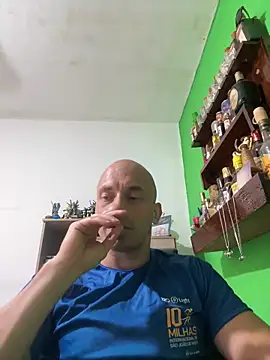 Snapshot of Russo41rj chatting on 11-28-25, 03:53 Russo41rj online show from 11-28-25, 03:53