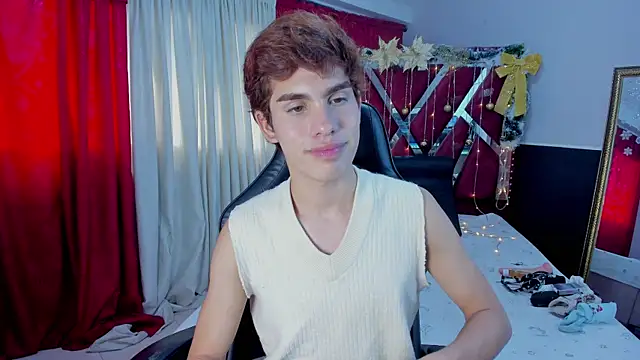 Snapshot of Jacobelord chatting on 12-18-25, 01:17 Jacobelord online show from 12-18-25, 01:17