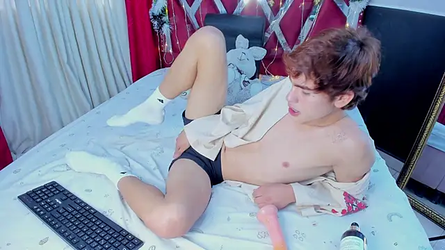 Snapshot of Jacobelord chatting on 12-22-25, 12:57 Jacobelord online show from 12-22-25, 12:57