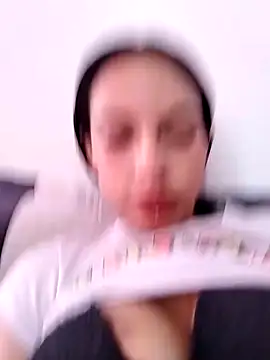 Snapshot of Amarantaa_swet chatting on 12-16-25, 02:33 Amarantaa swet online show from 12-16-25, 02:33