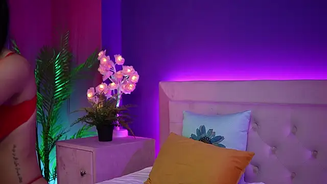 SophieVenus online show from 12-22-25, 07:22