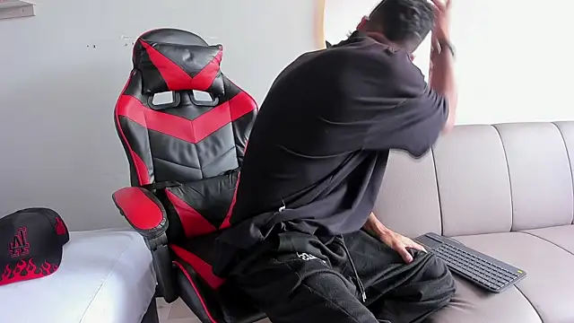 MatthewCullen online show from 12-02-25, 07:31