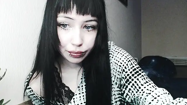 Lucyy666 online show from 12-14-25, 05:35