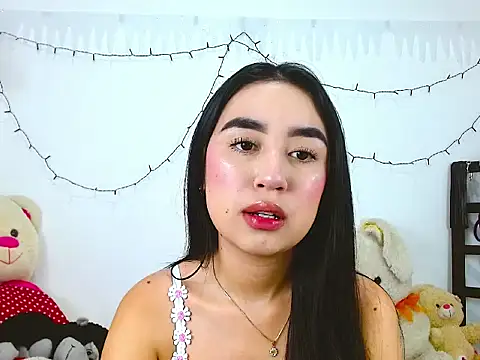 Snapshot of SiennaLorens chatting on 01-13-26, 01:16 SiennaLorens online show from 01-13-26, 01:16