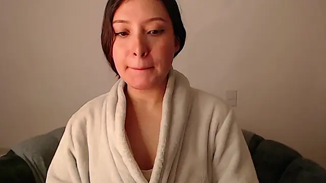 -Ivonny- online show from 12-19-25, 09:55
