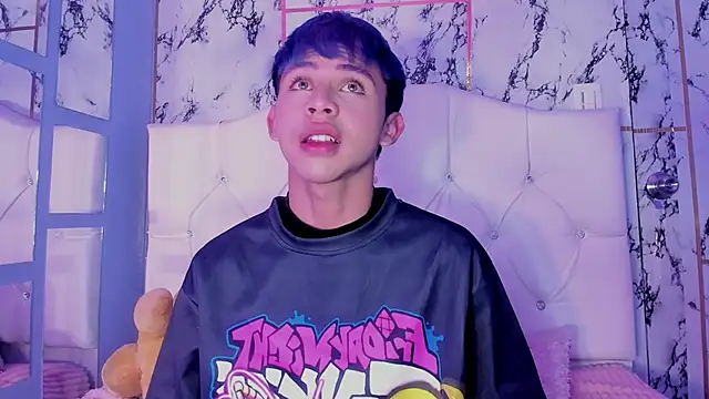 Snapshot of Prince_Apolo chatting on 12-03-25, 07:56 Prince Apolo online show from 12-03-25, 07:56