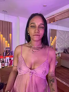 coraline vera online show from 04-21-26, 01:42