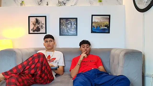 COUPLES BOYS online show from 02-24-26, 01:36