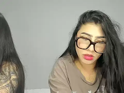 Snapshot of ROUS_SWEET_ chatting on 11-30-25, 03:54 ROUS SWEET online show from 11-30-25, 03:54