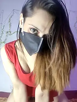 HONEY BEBS online show from 12-13-25, 08:47