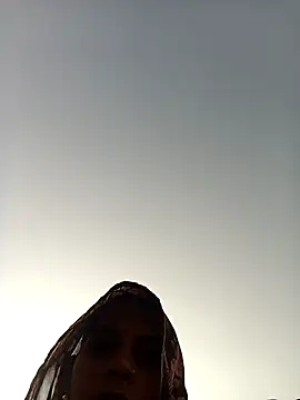 Shivani555 online show from 11-30-25, 07:45