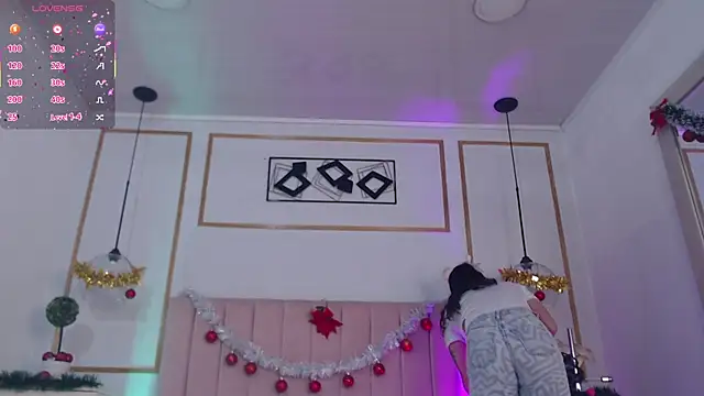 IsabellaCherryX online show from 12-14-25, 11:09