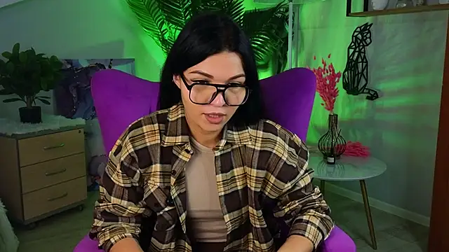 LulaMazzeo online show from 12-01-25, 08:52