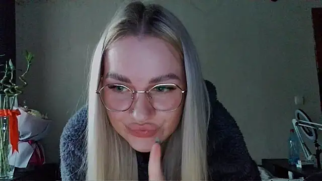 Whitehex666 online show from 12-20-25, 10:11