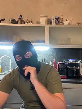 Shadowx699 online show from 11-30-25, 07:07