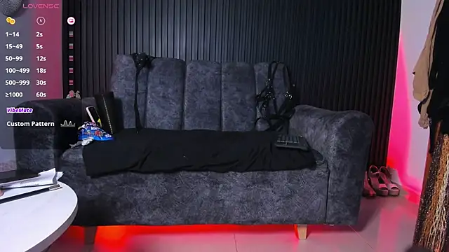 MissPantyhose  online show from 12-16-25, 07:08