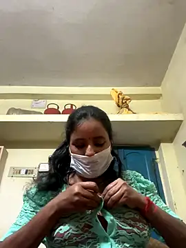 Snapshot of Rima_cam5 chatting on 11-30-25, 12:42 Rima cam5 online show from 11-30-25, 12:42