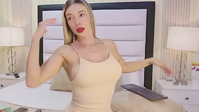 AnnaQuinn online show from 04-21-26, 10:23