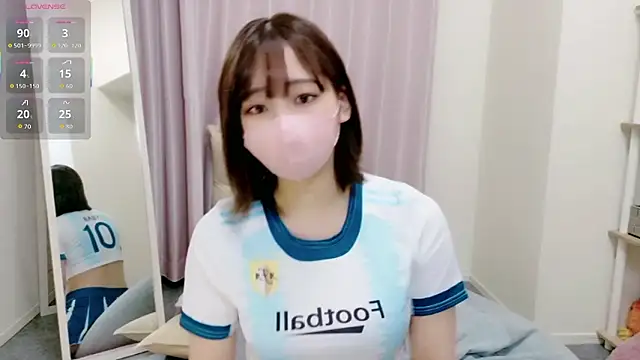 Snapshot of moeka_chaaan chatting on 03-12-26, 10:43 moeka chaaan online show from 03-12-26, 10:43