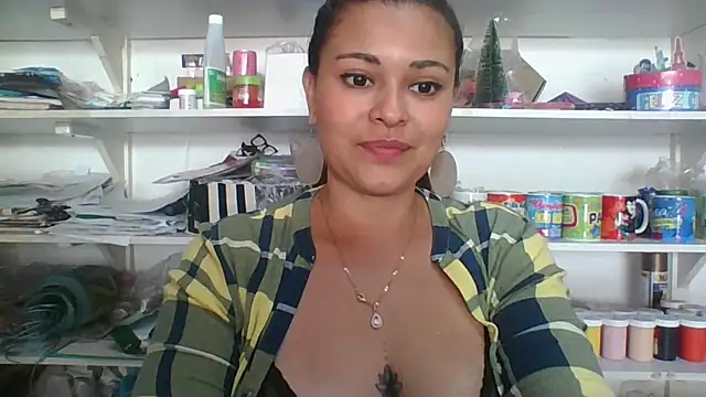 hafsa ali online show from 12-21-25, 06:48